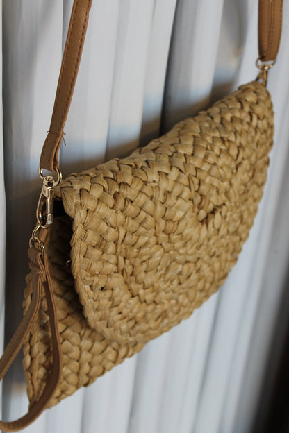 Straw Clutch